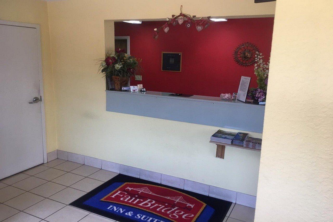 Budget Inn & Suites Hawkinsville Bagian luar foto