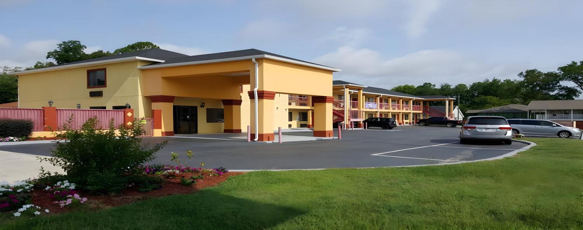 Budget Inn & Suites Hawkinsville Bagian luar foto