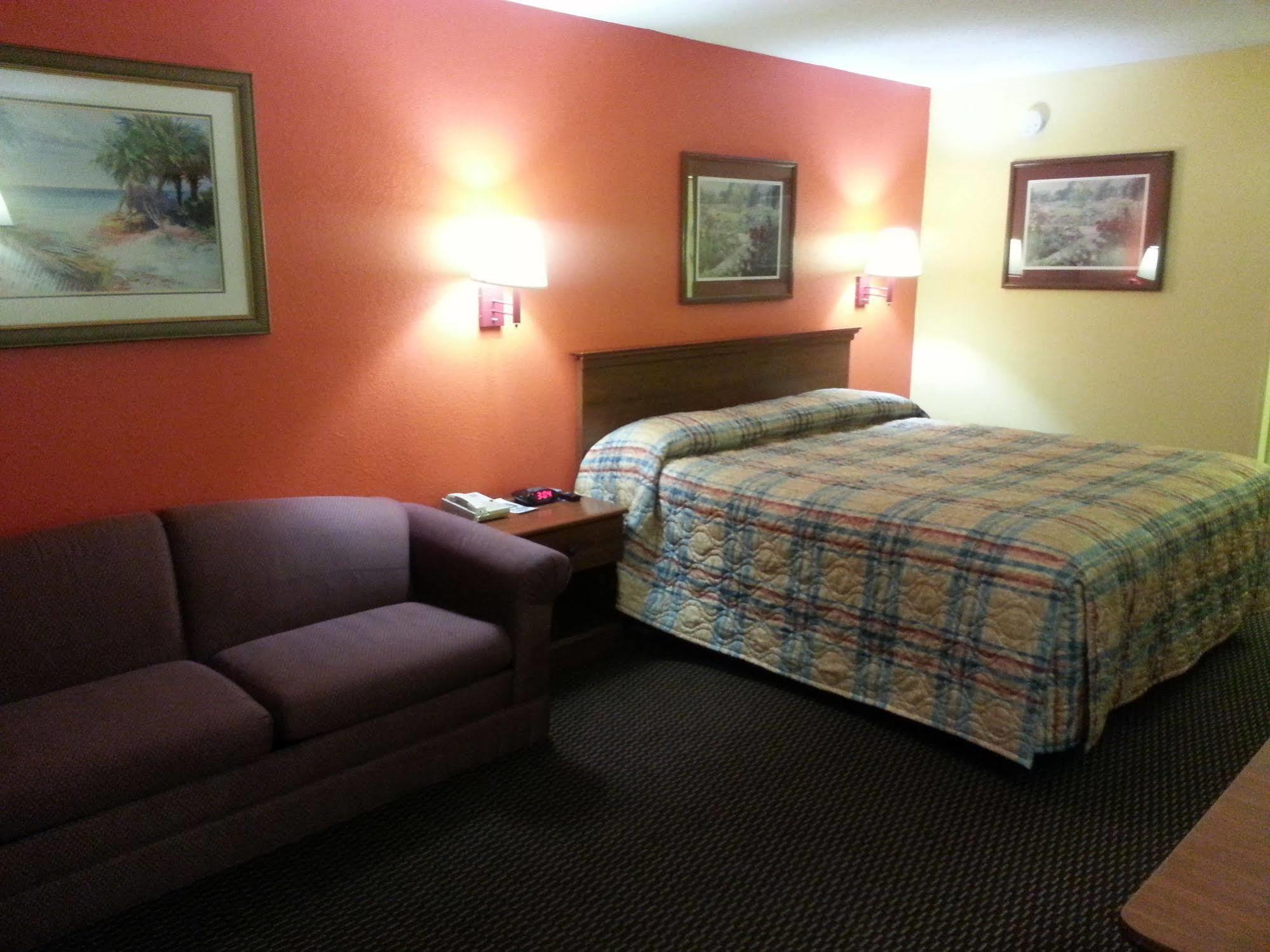 Budget Inn & Suites Hawkinsville Bagian luar foto